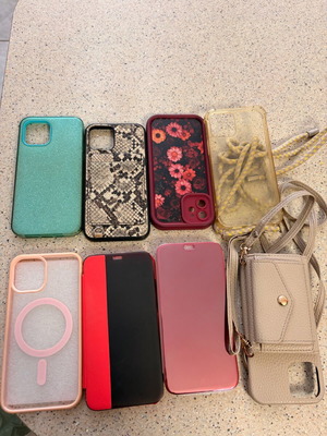 iPhone 12 phone cases like new, pack of 8