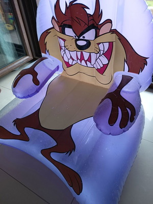 Vintage inflatable Tasmanian Devil (Taz) chair used, Warner Bros