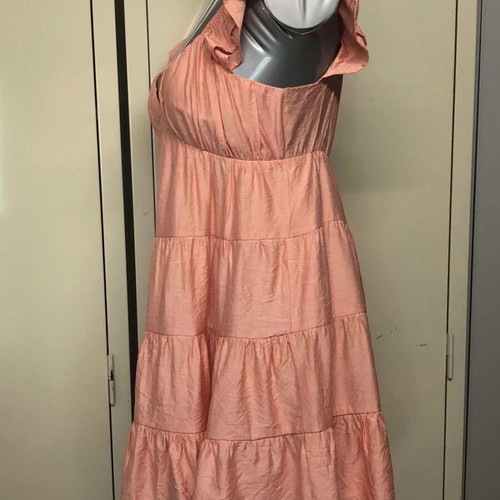 Mine dress like new, size S/M