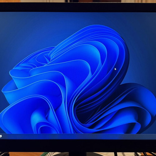 Lenovo ThinkVision 22" Monitor like new