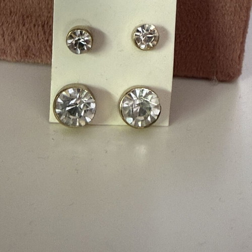 Earring set new, two sizes, gold and silver