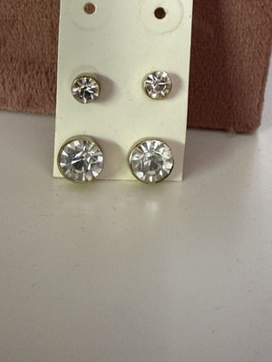 Earring set new, two sizes, gold and silver