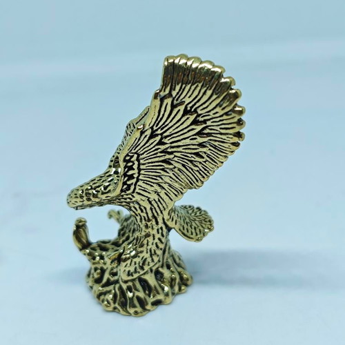 Brass decorative eagle figurine like new