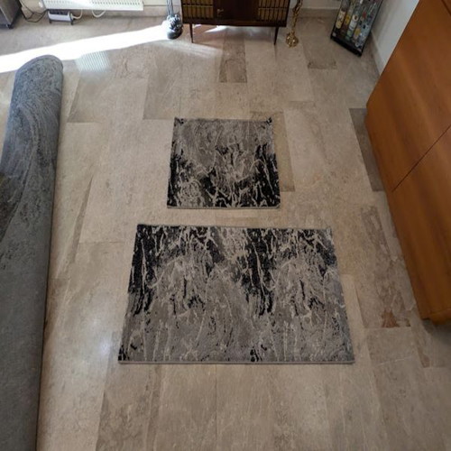 Set of 3 rugs like new