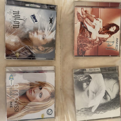 Anna Vissi CD collection with 11 albums and 2 rare singles, like new