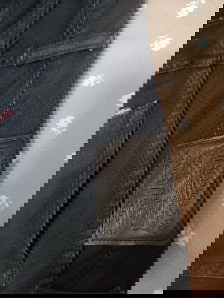 Levis jeans