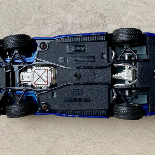 Viper GTS Dodge metal model 1/24 Burago