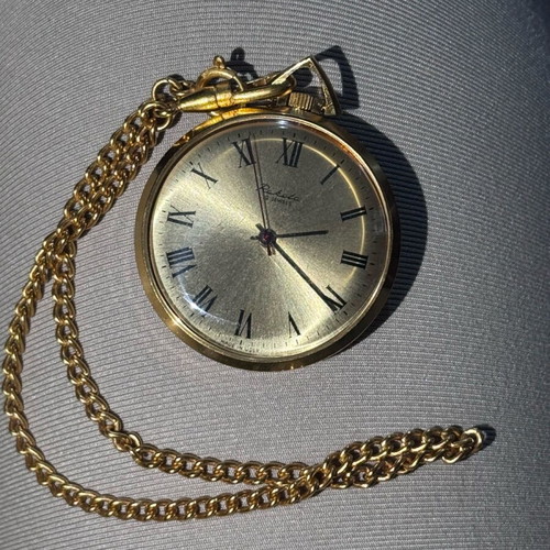 Raketa pocket watch used, 19 jewels, manual winding, gold color