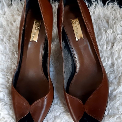 Highhills Zara peep toe brown leather pumps size 39 used