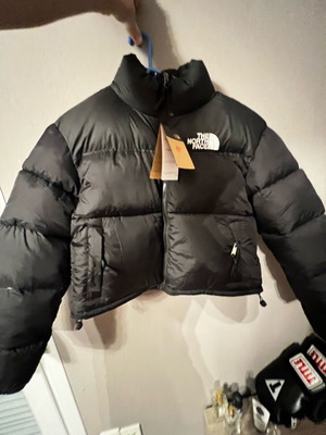 North Face Puffer New Black Slim Fit W