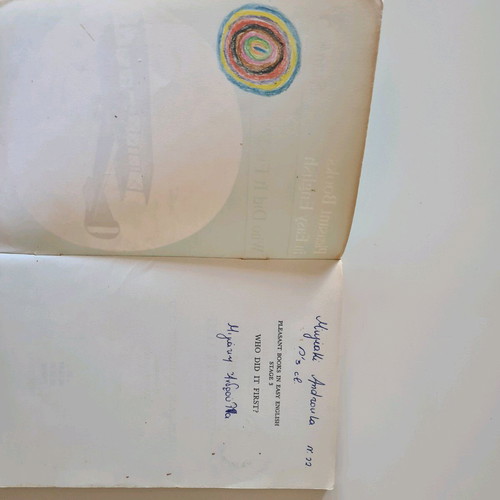 Book Who did it first? used, English learning in simple English