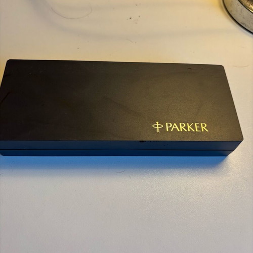 Parker pen like new