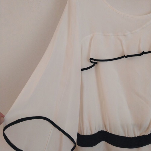 Juci Fair women's silk blouse size 46, black and white