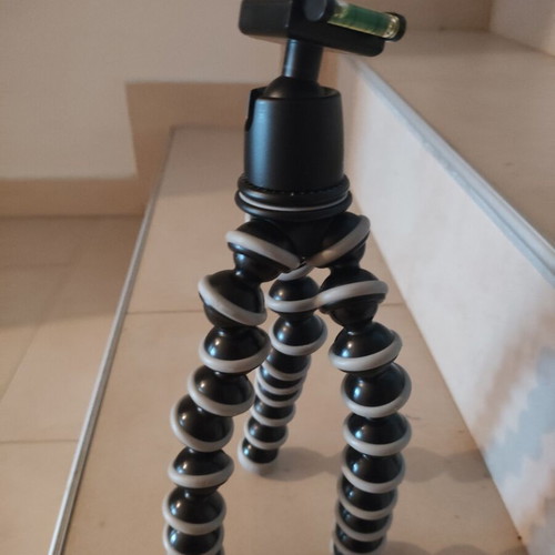 Gorilla Pod tripod for DSLR used