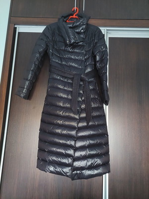 Women's winter jacket with down filling, size S, black, like new