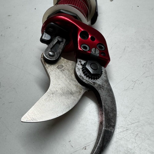Felco 70 Air Pruner like new