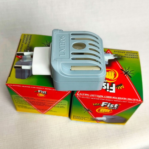 Set of 2 Mr Fist electric insect repellent for liquid and tablets