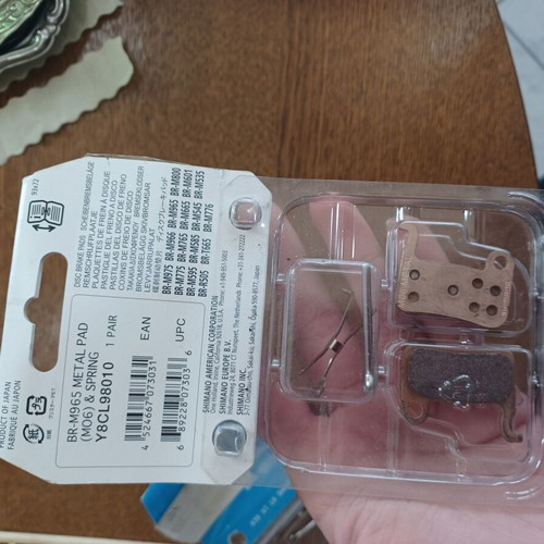Shimano M06 bicycle brake pads new