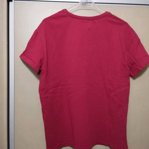 Benetton T-shirt like new, relaxed fit, size M