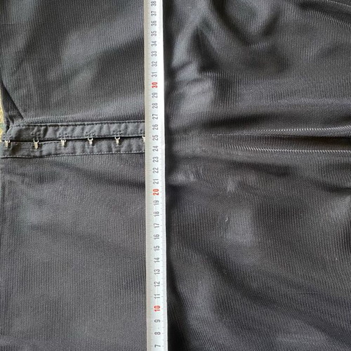 Tulle skirt large tailor-made like new, black with tongues and lining