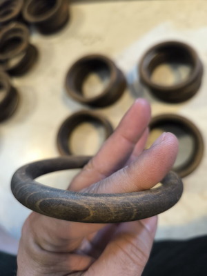 Wooden curtain rings new, pack of 20, 11cm diameter