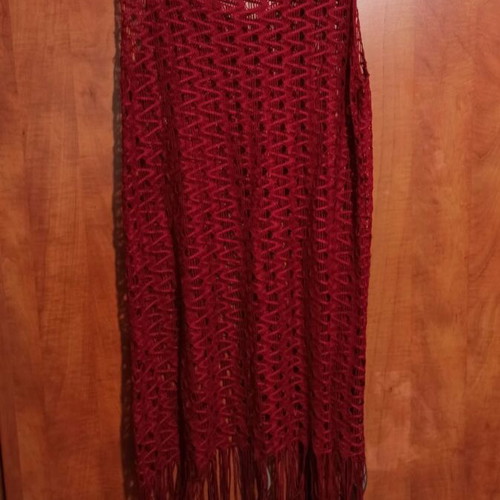 Beach Kaftan like new, burgundy, size S/M, knitted with fringes