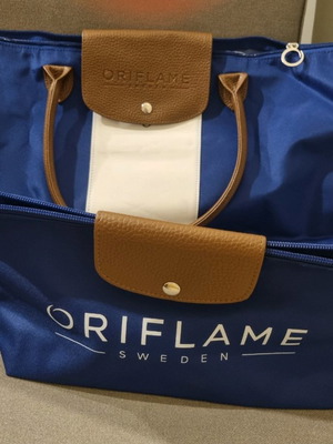 Σετ τσάντες ταξιδιού Oriflame καινούργιο, μπλε ρουά με καφέ λεπτομέρειες
