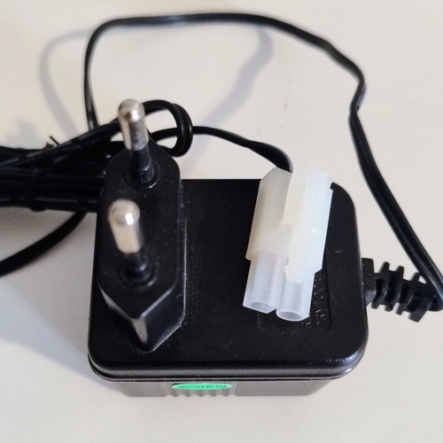 Battery Charger 6V with 2-Pin Mini Tamiya/Molex Plug for RC Toys