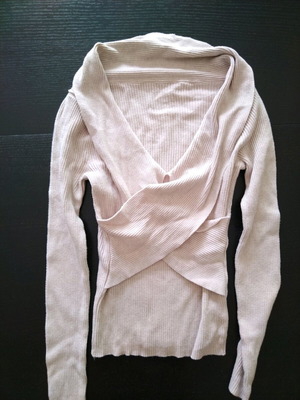 Shein fitted sweater size M beige like new