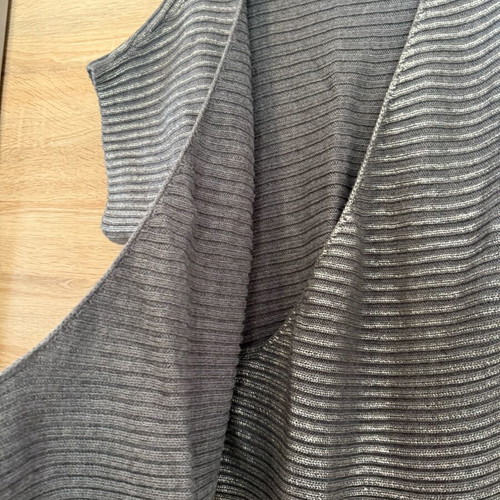 Massimo Dutti knitted blouse like new, grey with silver