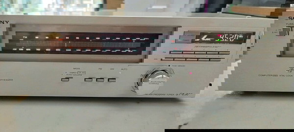 SONY ST636