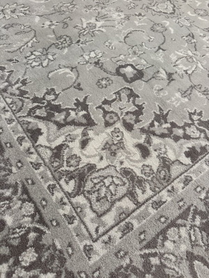 IKEA VEDBÄK rug used, 170×230 cm, modern light gray design