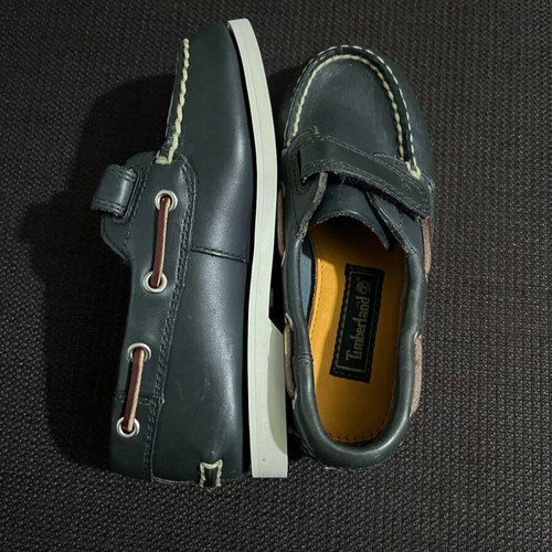 Timberland boys leather moccasins size 29 like new blue