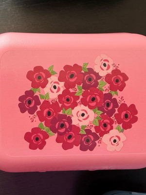 Tupperware Flowers Twin medium new