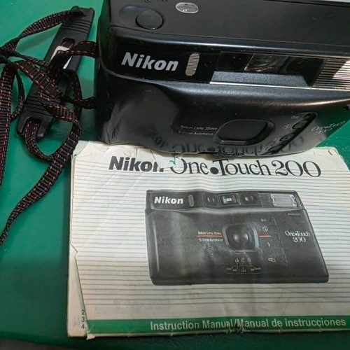 Nikon One Touch 200 retro film camera, 35mm lens, 5-zone autofocus
