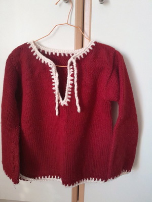 Malini hand-knitted sweater small in very good condition