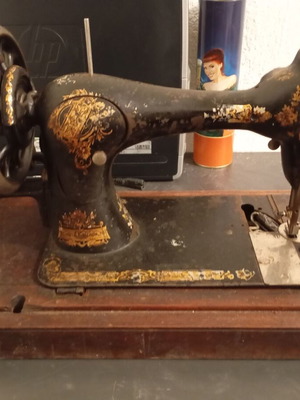 Ραπτομηχανή Singer vintage μεταχειρισμένη