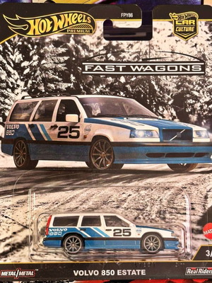 Hot Wheels Volvo 850 Estate collectible