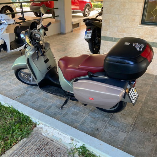 Aprilia Scarabeo 150 used, very good condition, new tires