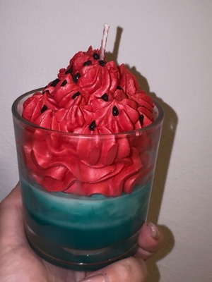 Kerara Watermelon Scented Candle new with gift