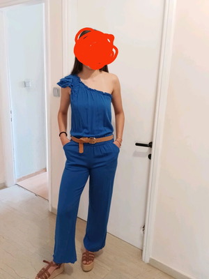 Blue jumpsuit like new, medium size fitting small