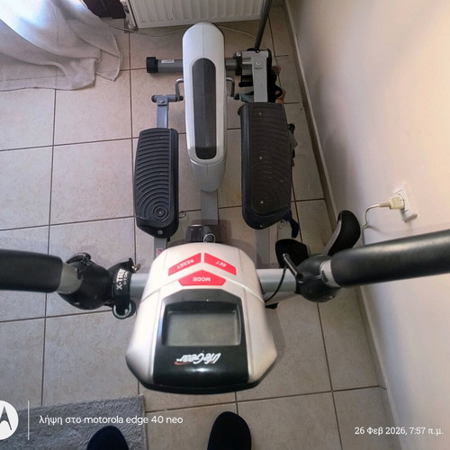 Elliptical machine like new, supports up to 110 kg