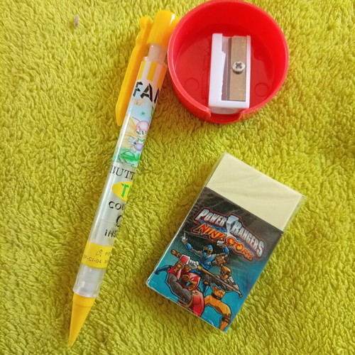 Vintage Camy 90s stationery set with Power Rangers & Yu-Gi-Oh!