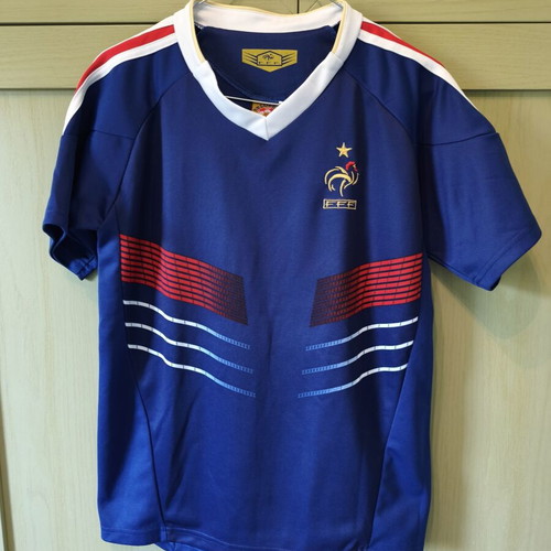 France Football Jersey Thierry Henry No. 12 like new, official replica, size 12 years