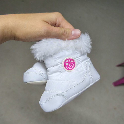 DKNY Baby Winter Boots White Size 17 Like New