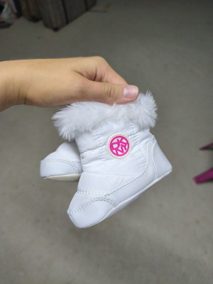 DKNY Baby Winter Boots White Size 17 Like New