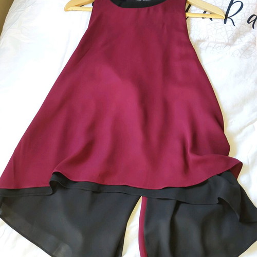 Attrattivo asymmetrical blouse small like new, burgundy-black
