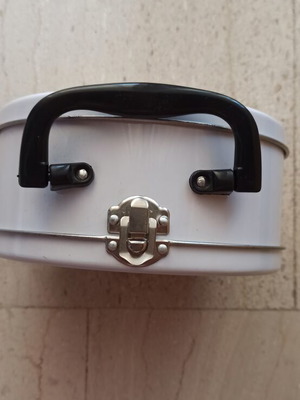 Small storage suitcase like new