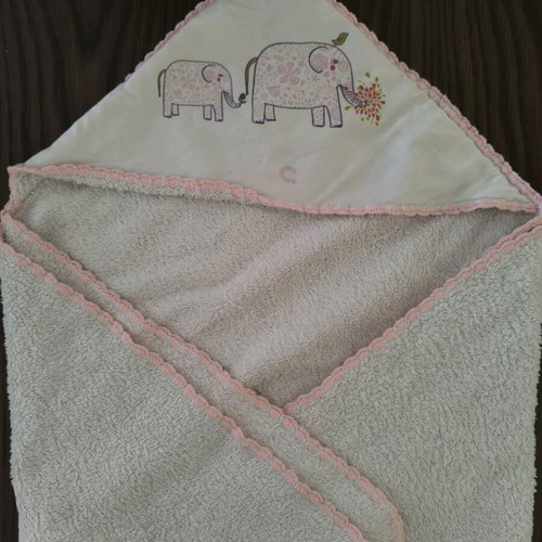 Anemos baby hooded bathrobe for girl used, 100% cotton