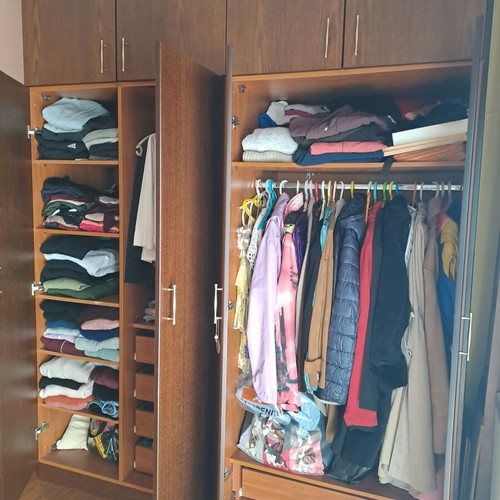 Wardrobe handmade oak 7-door like new, dimensions 3.40×0.60×2.70 m